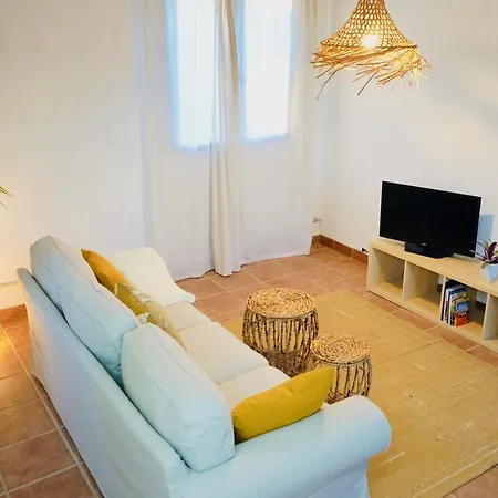 Siempre Feliz La Casita Molinos * Villaverde